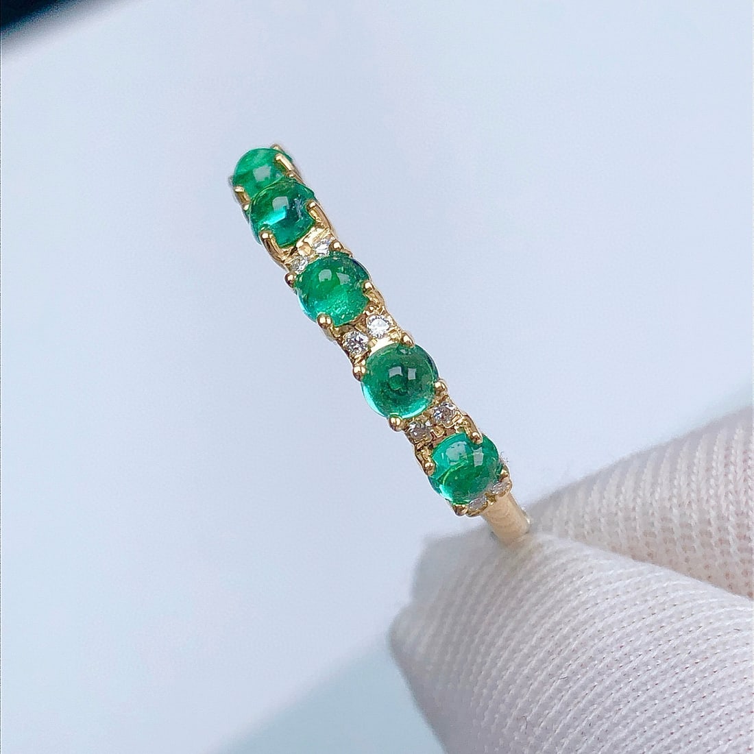 14k Gold 0.76 Ctw Natural Emerald & Diamond Ring - 2