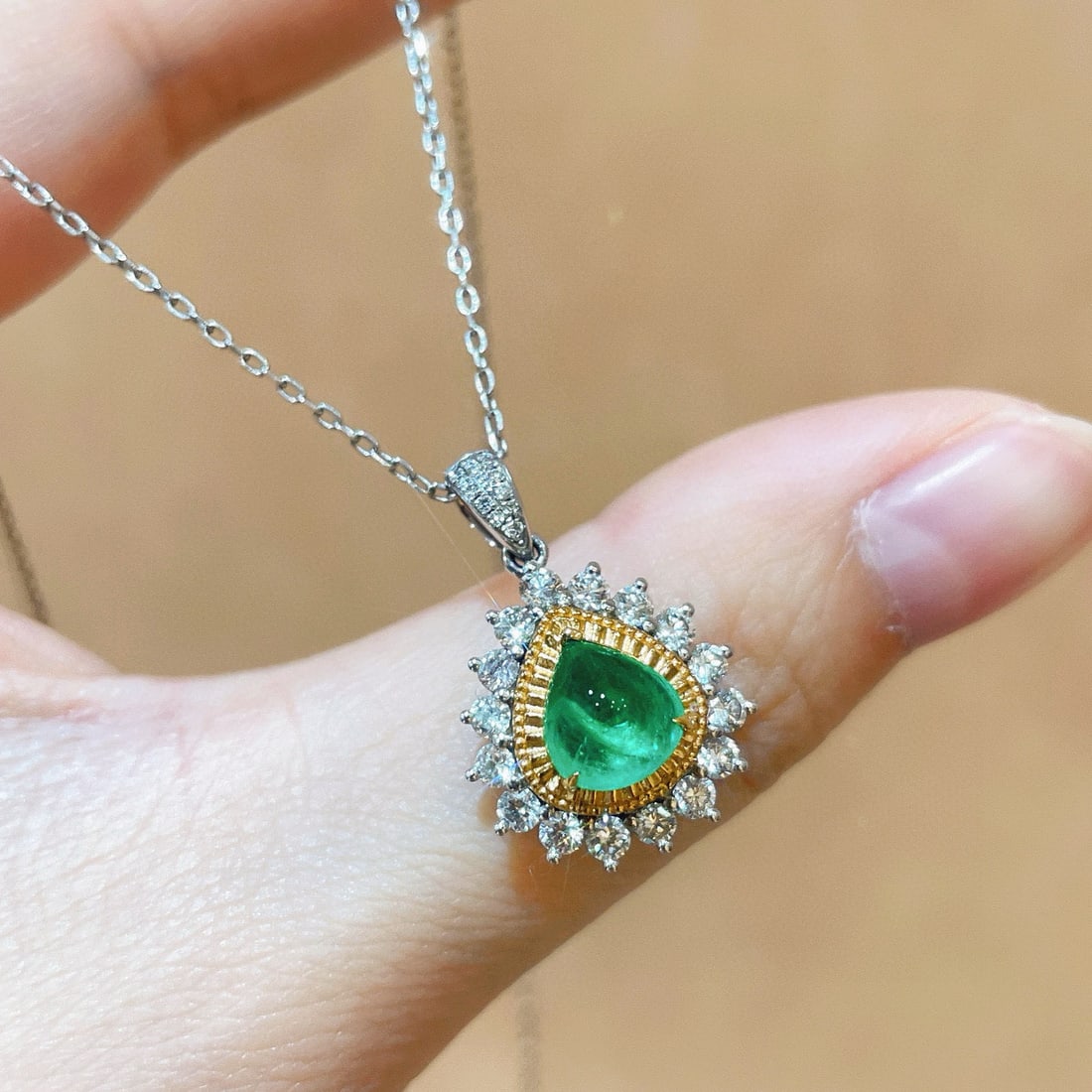 14k Gold 2.01 Ctw Natural Emerald & Diamond Pendant( Without Chain ) - 4