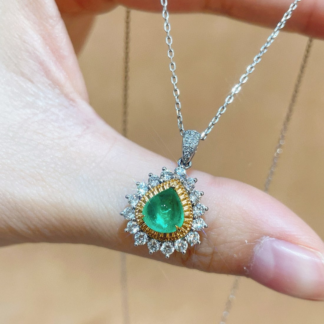 14k Gold 2.01 Ctw Natural Emerald & Diamond Pendant( Without Chain ) - 5