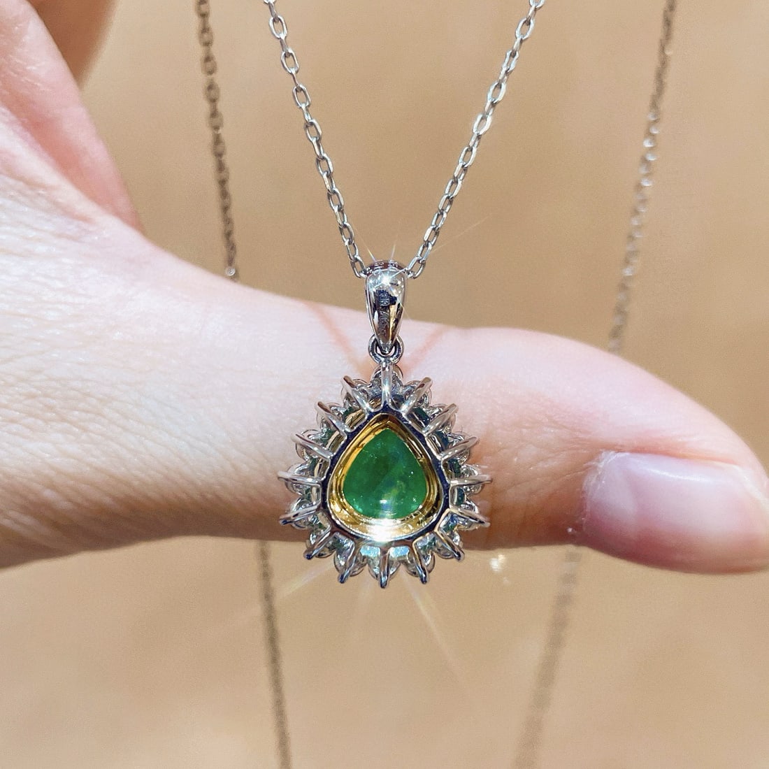 14k Gold 2.01 Ctw Natural Emerald & Diamond Pendant( Without Chain ) - 6