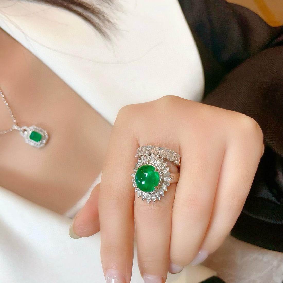 14k Gold 6.15 Ctw Vivid Green Natural Emerald & Diamond Ring - 6