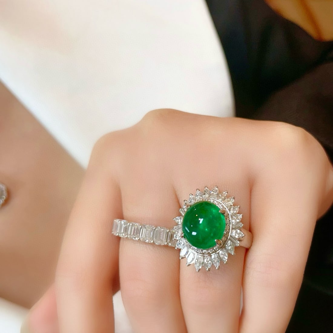 14k Gold 6.15 Ctw Vivid Green Natural Emerald & Diamond Ring - 8