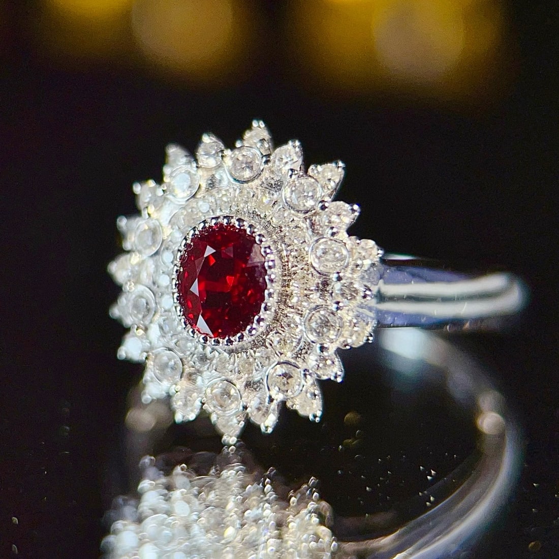 14k Gold 0.93 Ctw Natural Ruby & Diamond Ring - 4