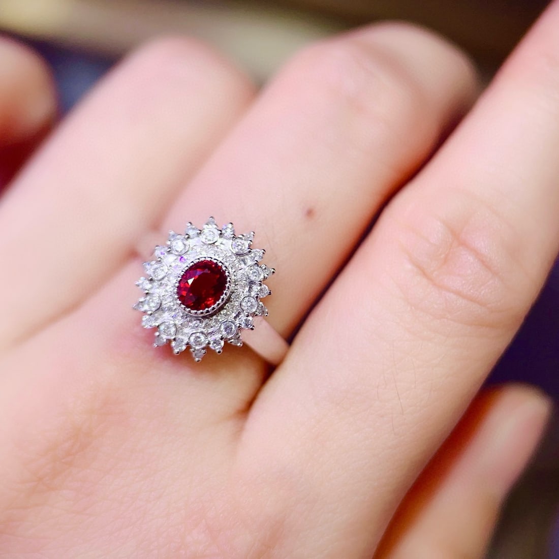 14k Gold 0.93 Ctw Natural Ruby & Diamond Ring - 6