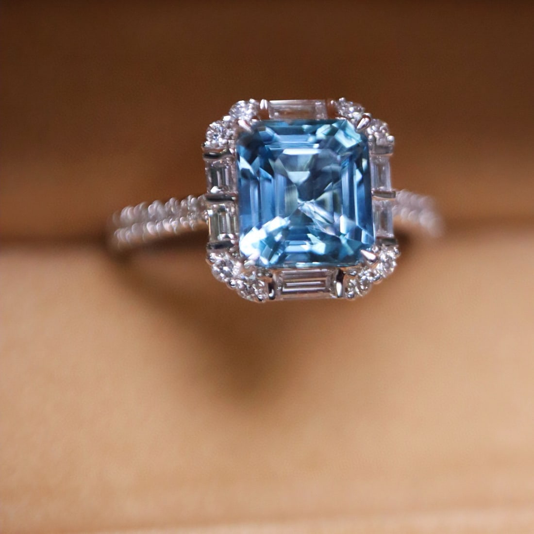 14k Gold 2.16 Ctw Natural Aquamarine & Diamond Ring - 3
