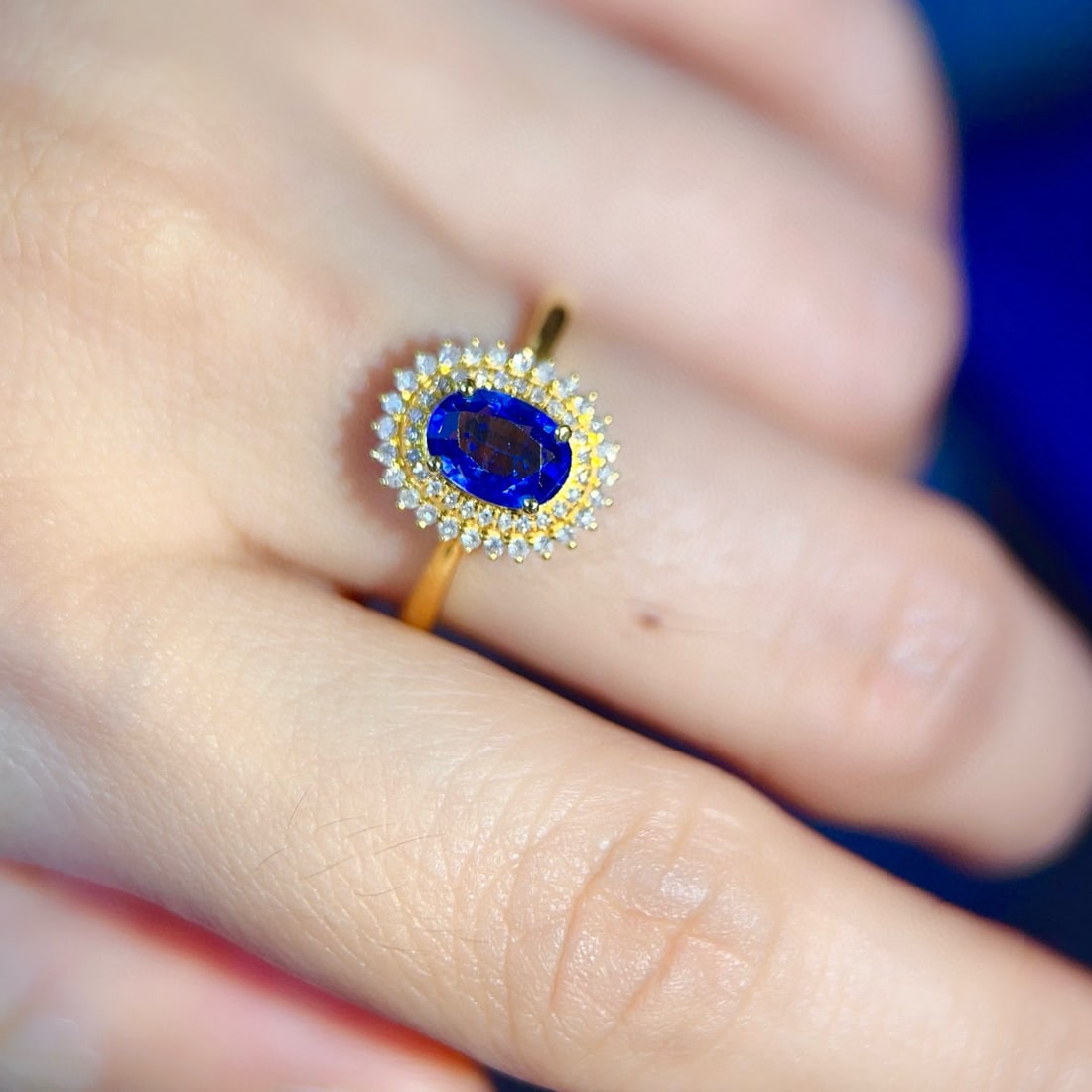 14k Gold 0.8 Ct Natural Sapphire & Diamond Ring - 6