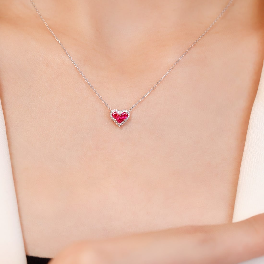 14k Gold 0.36 Ctw Natural Ruby & Diamond Necklace - 4