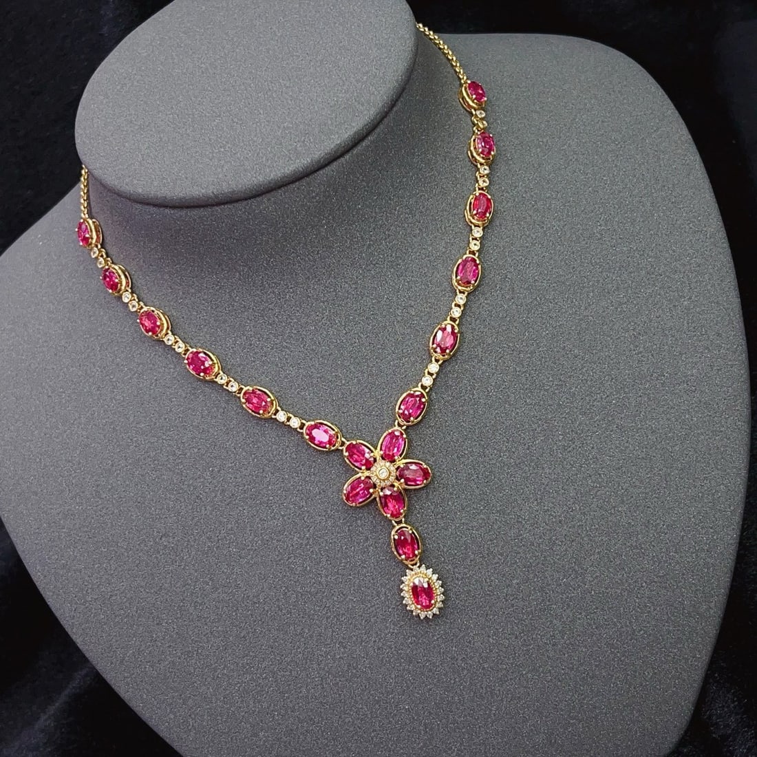 14k Gold 5.65 Ct Natural Ruby & Diamond & Sapphire Necklace - 3