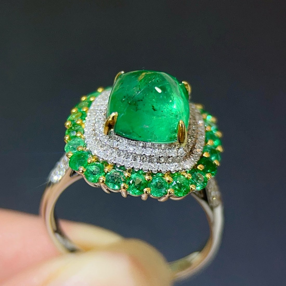 14k Gold 3.28 Ctw Natural Emerald & Diamond Ring - 2