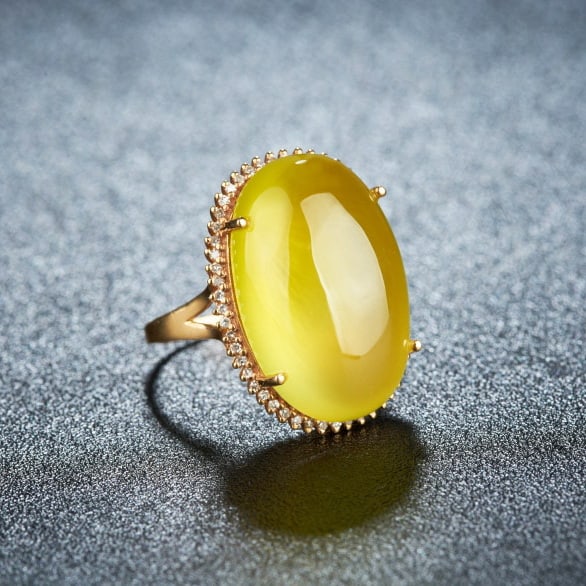 14k Gold 20.85 Ct Natural Prehnite & Diamond Ring: Ref:231067124 // gold content:14k gold // ring size:7. 25us // // main gemstone:prehnite // shape:oval // carat weight:20. 85ct // color:yellow // treatment:natural // // adjacent gemstone 2 :