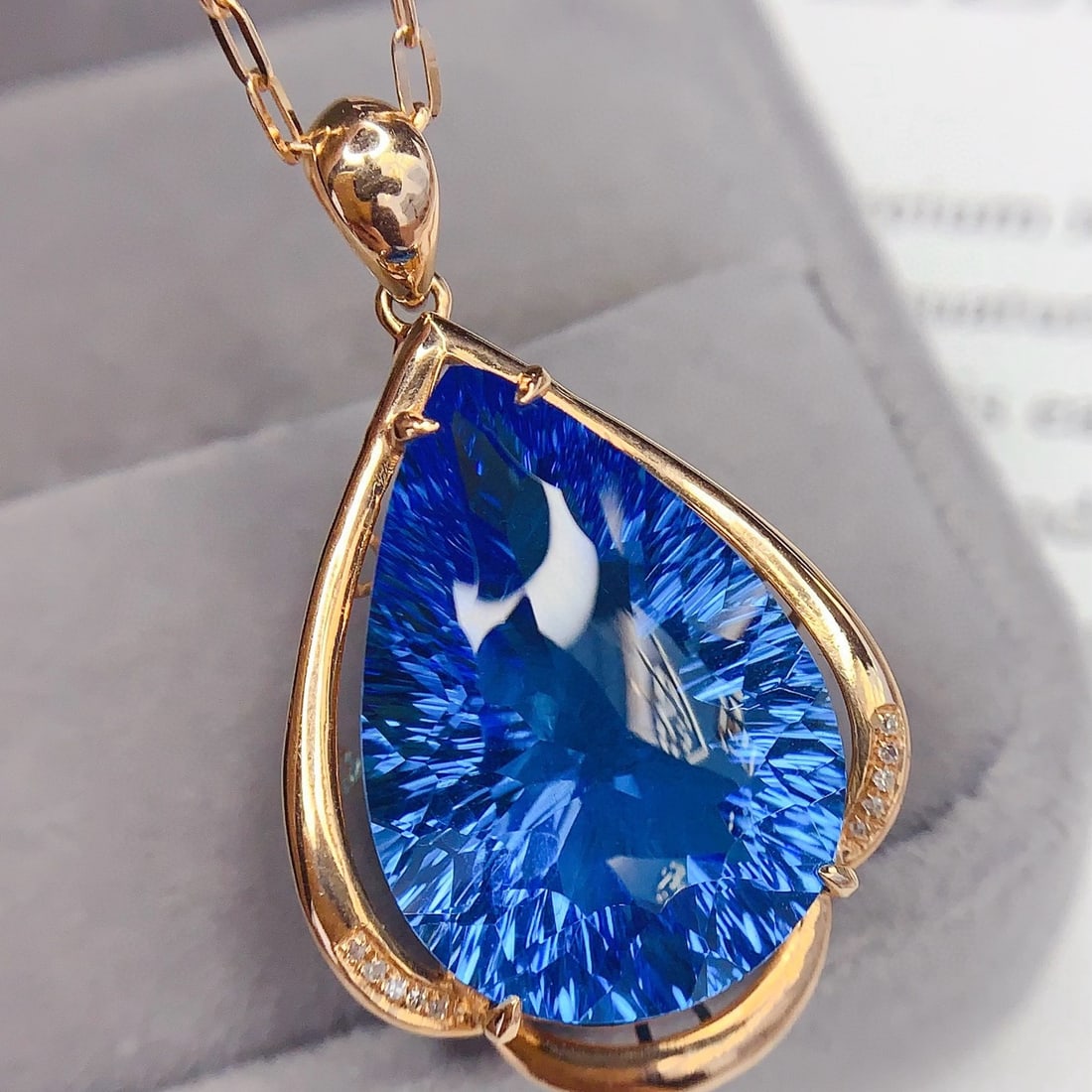 14k Gold 21 Ct Natural Topaz & Diamond Pendant( Without Chain ) - 5