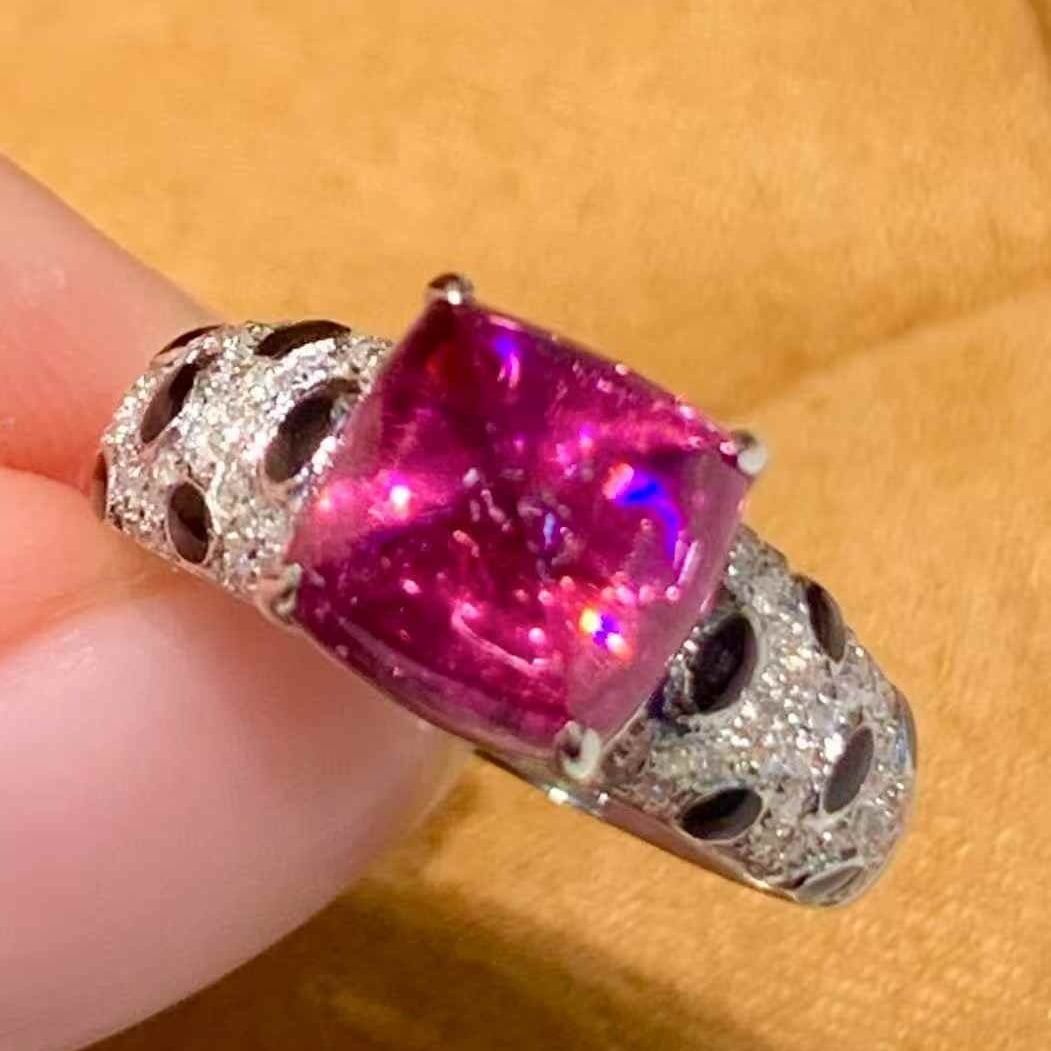 14k Gold 3.15 Ct Natural Tourmaline & Diamond Ring: Ref:231067209 // gold content:14k gold // ring size:7. 25us // // main gemstone:tourmaline // shape:sugar-loaf // carat weight:3. 15ct // color:red // treatment:natural // // adjacent gemstone 2 :