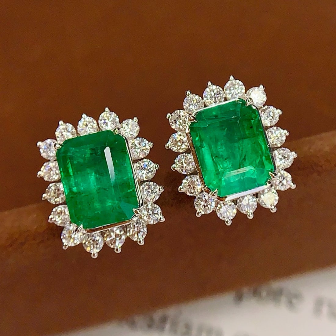 14k Gold 2.76 Ct Vivid Green Natural Emerald & Diamond Earrings - 2