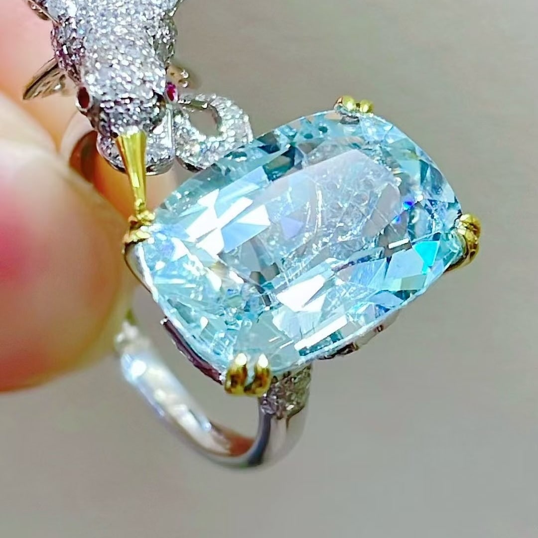 14k Gold 6.35 Ct Natural Aquamarine & Diamond Ring - 2
