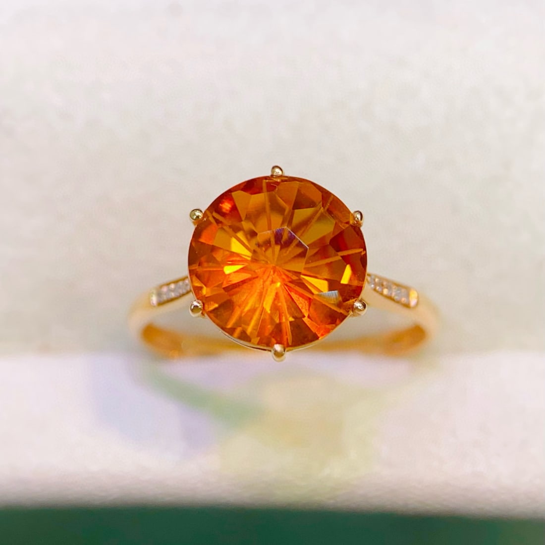 14k Gold 3.13 Ctw Natural Citrine & Diamond Ring: Ref:231067256 // gold content:14k gold // ring size:7. 25us // // main gemstone:citrine // shape:round // carat weight:3. 1ct // color:yellow // treatment:natural // cut grade:g // // adjacent