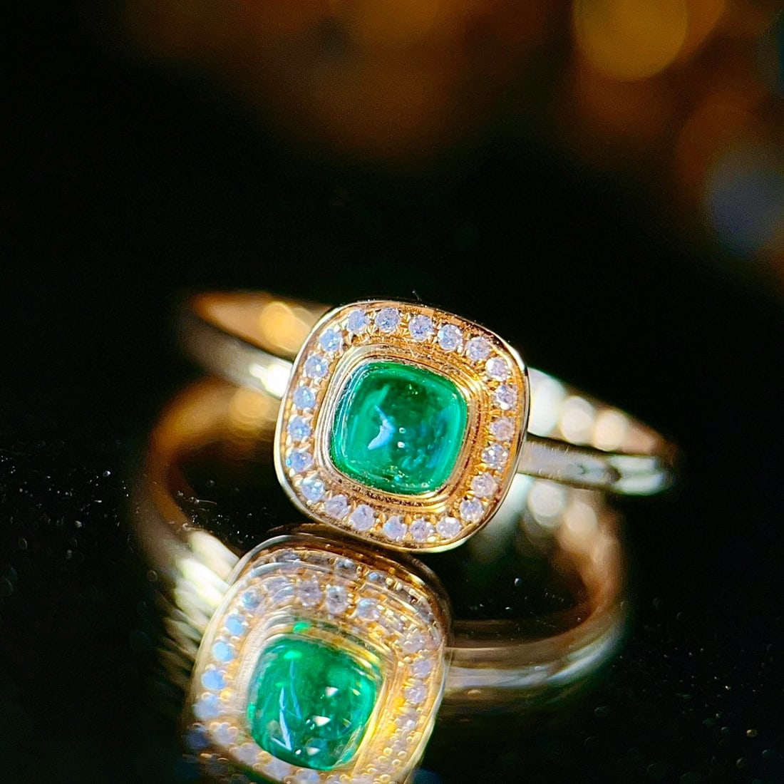 14k Gold 0.5 Ct Natural Emerald & Diamond Ring - 3