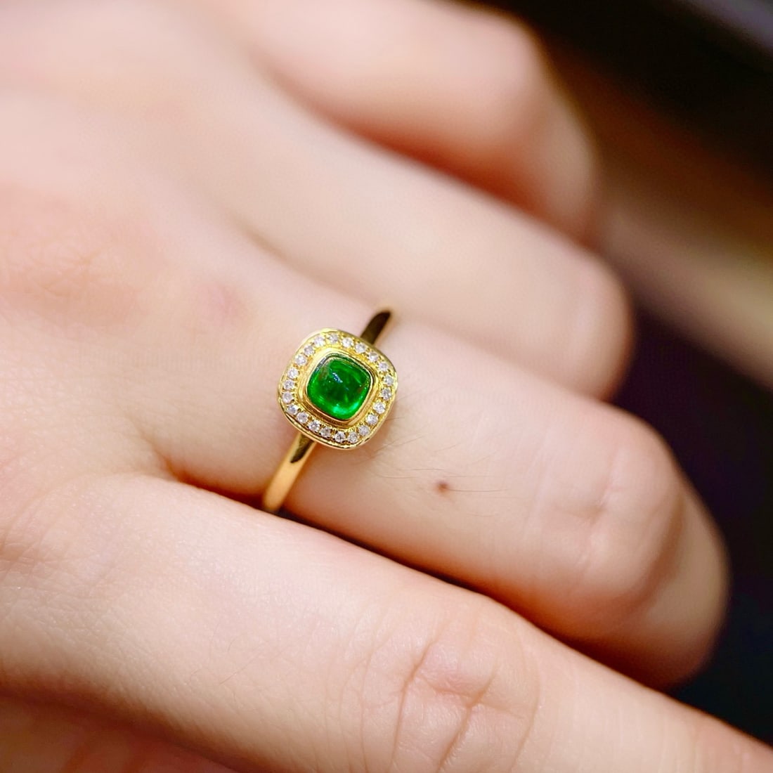 14k Gold 0.5 Ct Natural Emerald & Diamond Ring - 6