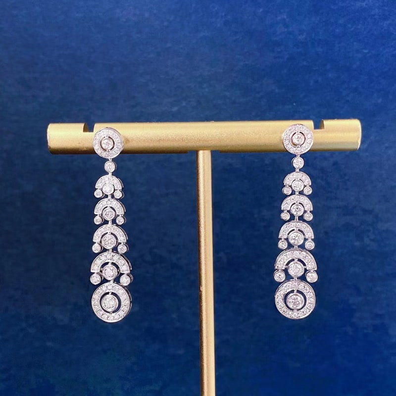 14k Gold 1 Ct Natural H Diamond Earrings: Ref:231068021 // gold content:14k gold // main gemstone:diamond // shape:round // carat weight:1ct // clarity grade:vs-si // color:h // treatment:natural // cut grade:g // Condition: New Low