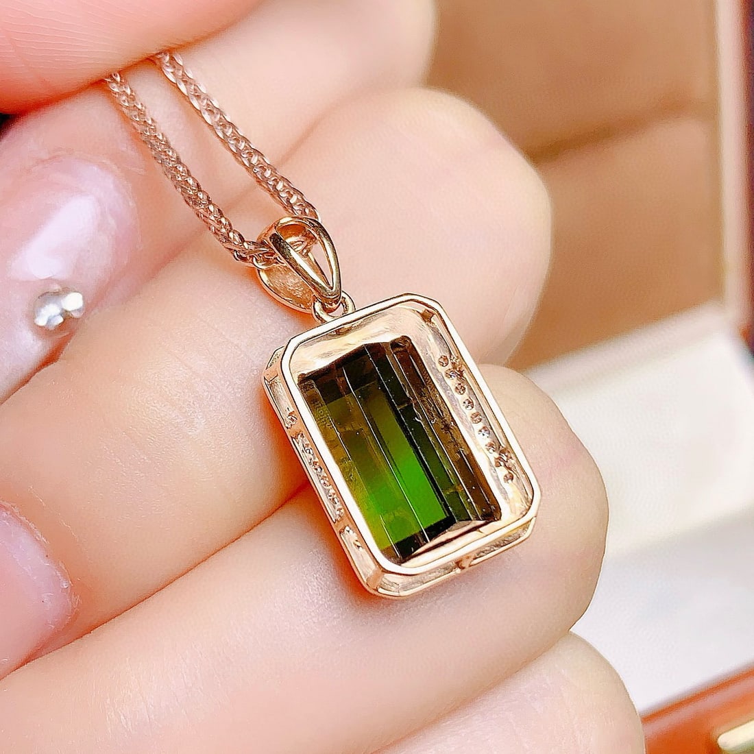 14k Gold 4.25 Ctw Natural Tourmaline & Diamond Pendant( Without Chain ) - 4