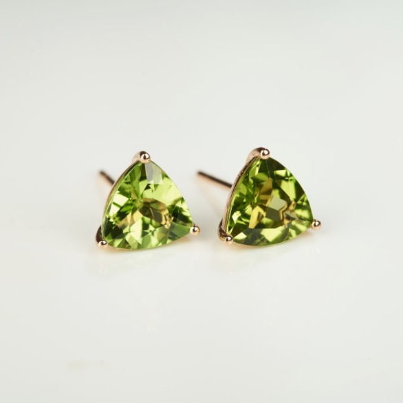 14k Gold 3.11 Ct Natural Peridot Earrings - 8