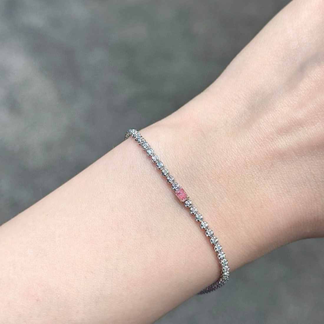 14k Gold 0.61 Ctw Natural Pink Diamond & Diamond Bracelet - 3