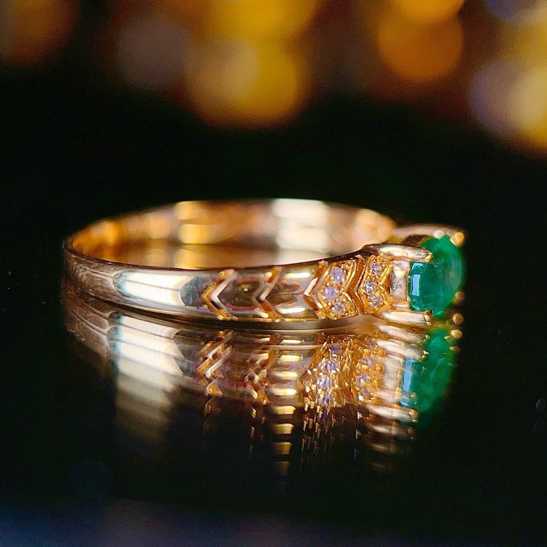 14k Gold 0.4 Ct Natural Emerald & Diamond Ring - 5