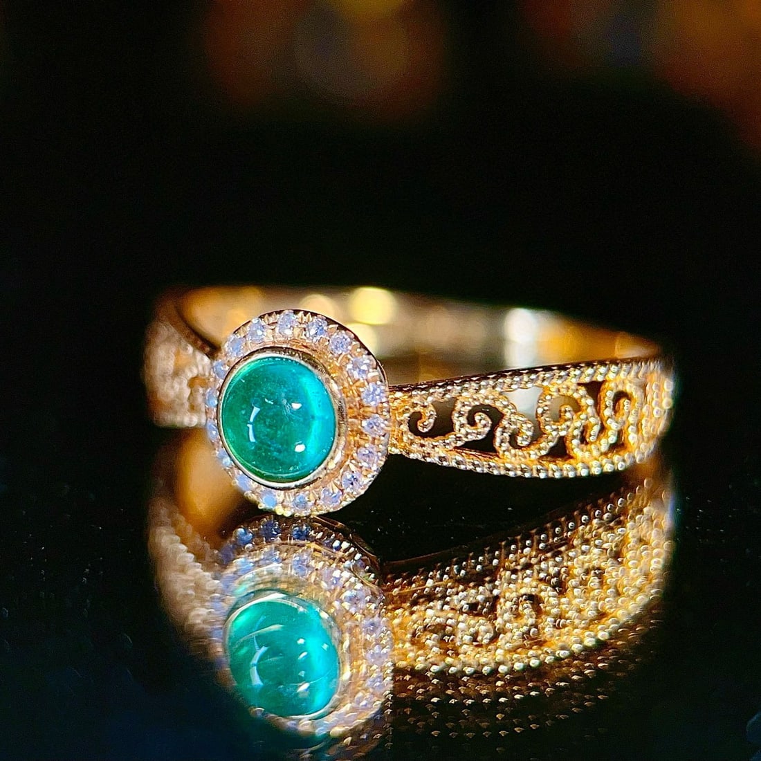 14k Gold 0.35 Ct Natural Emerald & Diamond Ring - 4