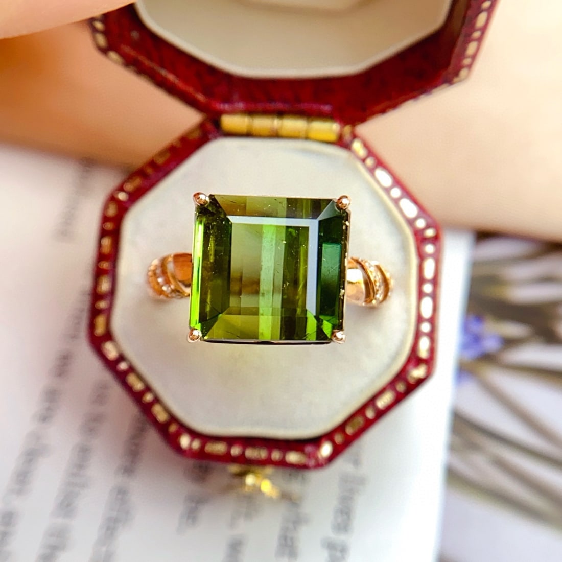 14k Gold 8.25 Ct Natural Tourmaline & Diamond Ring: Ref:231068212 // gold content:14k gold // ring size:7. 25us // // main gemstone:tourmaline // shape:octagonal // carat weight:8. 25ct // color:green // treatment:natural // // adjacent gemstone 2 :