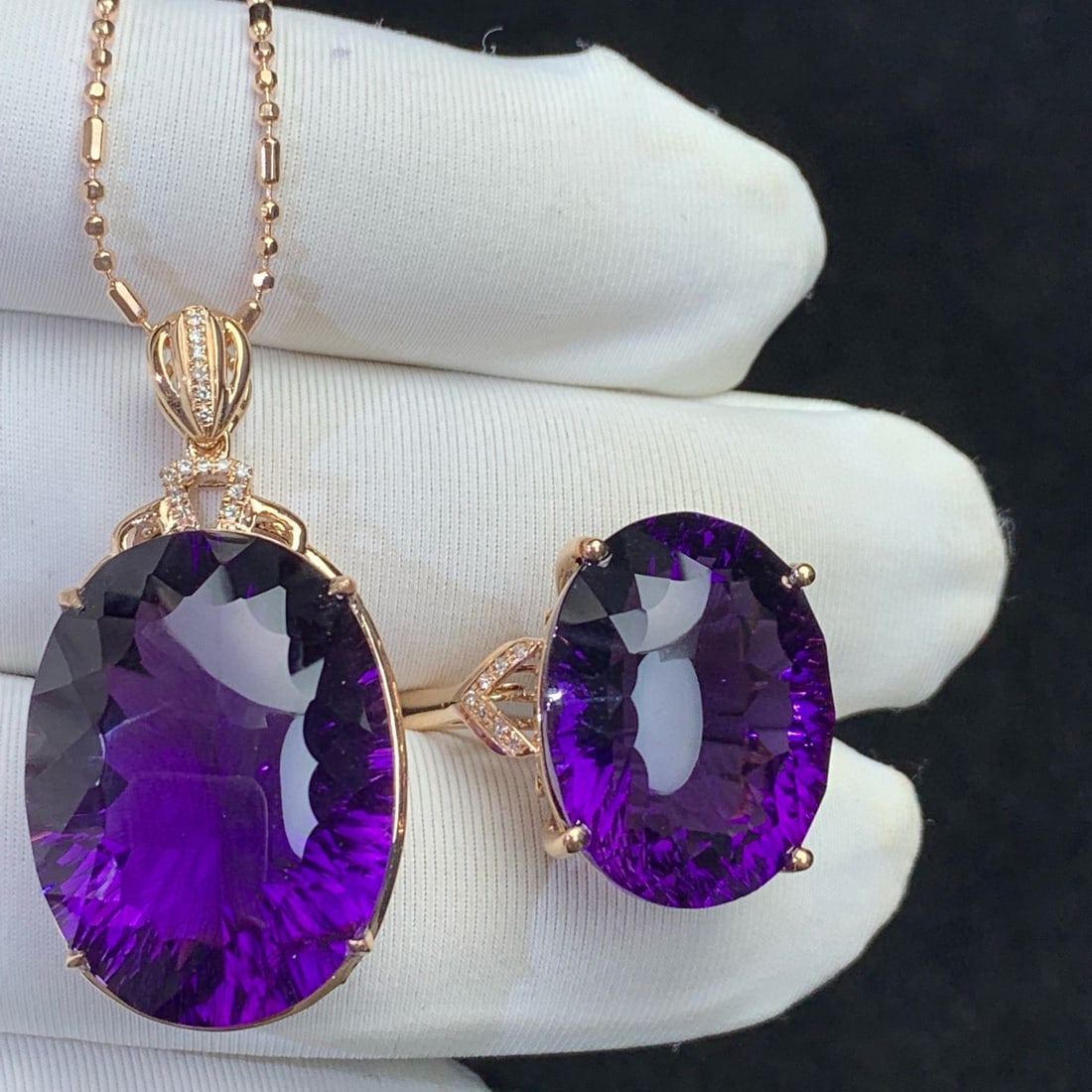 14k Gold 37.15 Ct Natural Amethyst & Diamond Jewelry Set: Ref:231068220 // gold content:14k gold // ring size:7. 25us // // pendant(without chain) // main gemstone:amethyst // shape:oval // carat weight:21. 35ct // color:purple // treatment:natural // //