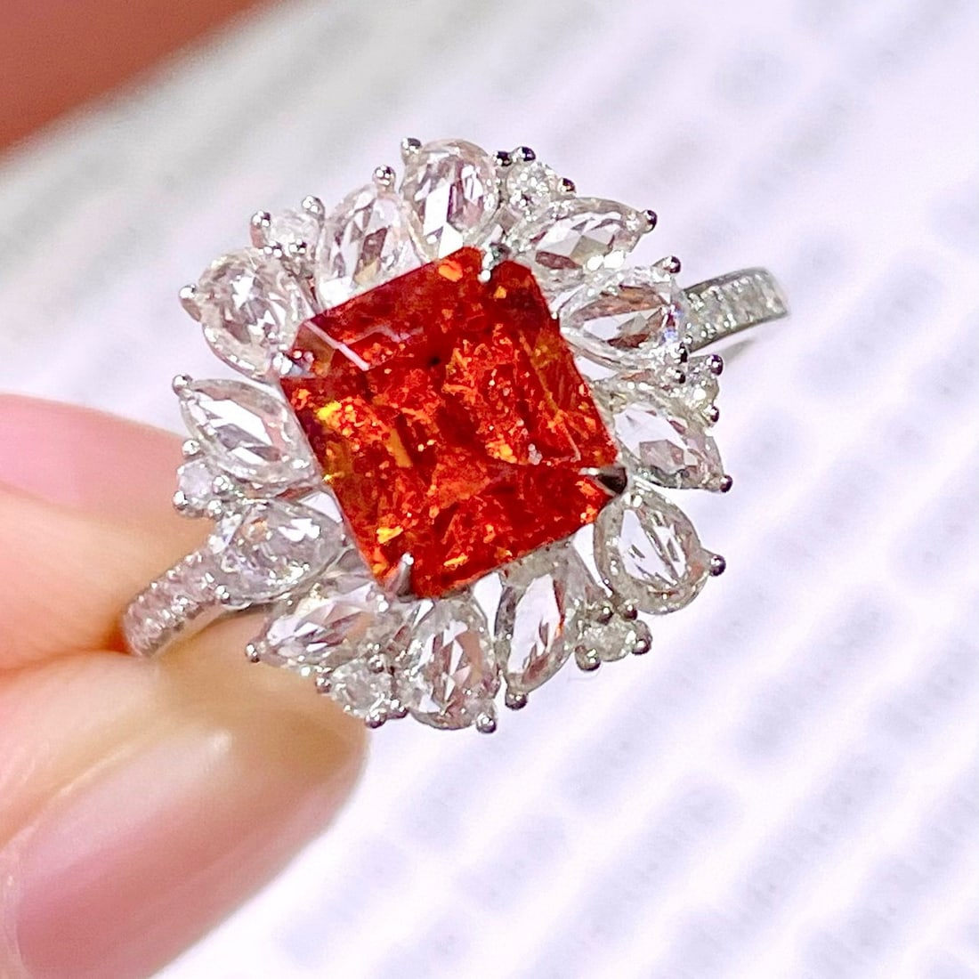 14k Gold 2.8 Ct Natural Spessartine & Diamond & Sapphire Ring - 3