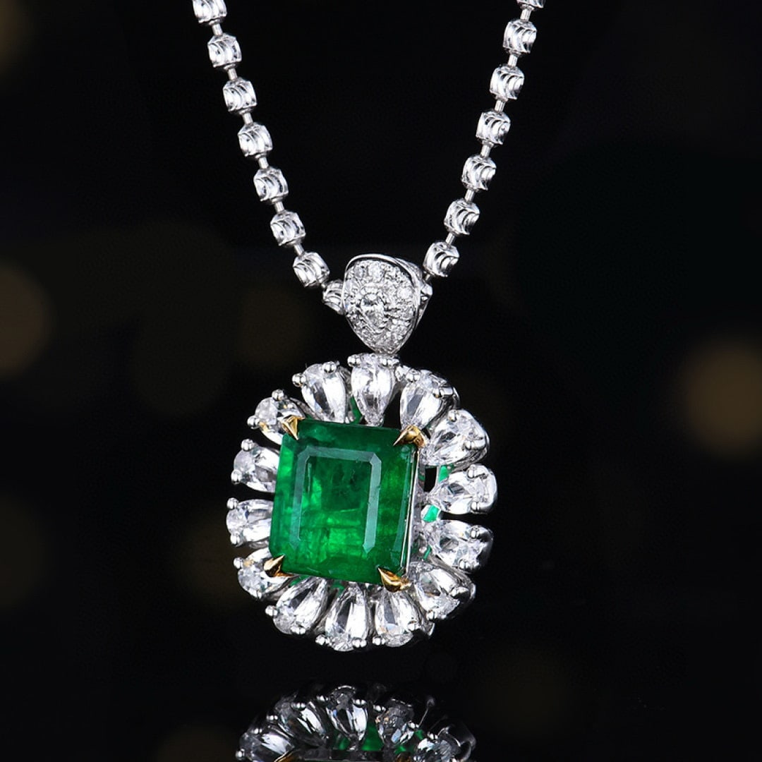 14k Gold 1.76 Ctw Vivid Green Natural Emerald & Diamond Pendant( Without Chain ) - 2