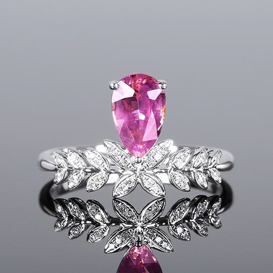 14k Gold 1.31 Ctw Natural Spinel & Diamond Ring: Ref:231068272 // gold content:14k gold // ring size:7. 25us // // main gemstone:spinel // shape:pear // carat weight:1. 23ct // color:pink // treatment:natural // // adjacent gemstone 2 : diamond //