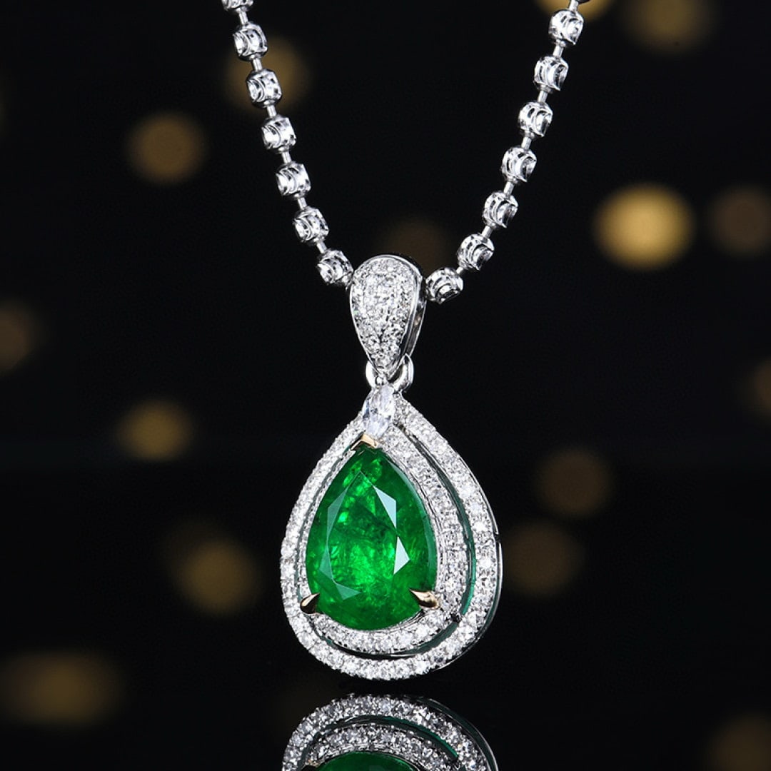 14k Gold 1.71 Ctw Vivid Green Natural Emerald & Diamond Pendant( Without Chain ) - 2