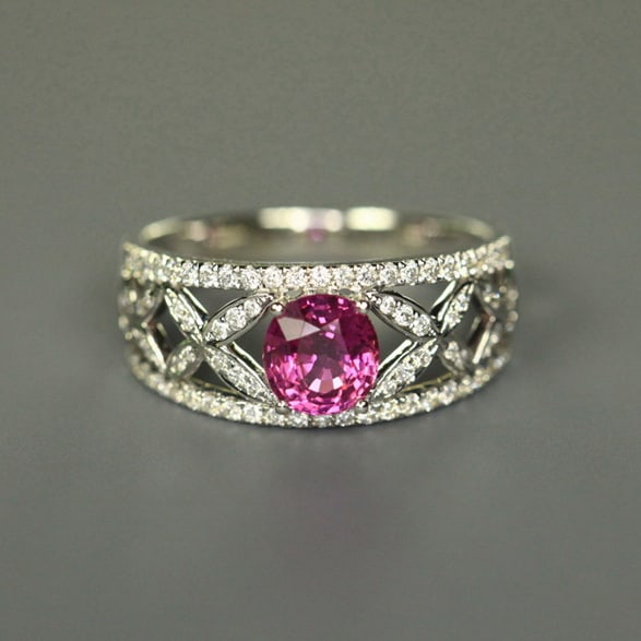 14k Gold 1.42 Ctw Natural Sapphire & Diamond Ring: Ref:231068300 // gold content:14k gold // ring size:7. 25us // // main gemstone:sapphire // shape:oval // carat weight:1. 08ct // color:pink // treatment:natural // // adjacent gemstone 2 : diamond //