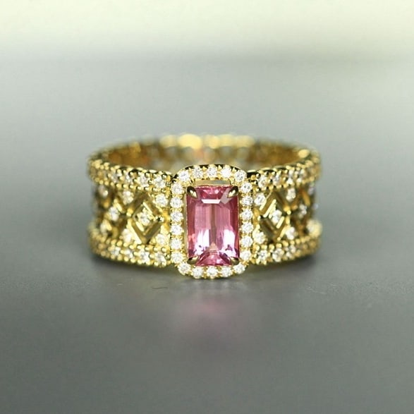 14k Gold 1.53 Ctw Natural Sapphire & Diamond Ring: Ref:231068310 // gold content:14k gold // ring size:7. 25us // // main gemstone:sapphire // shape:octagonal // carat weight:1. 03ct // color:pink // treatment:natural // // adjacent gemstone 2 : diamo