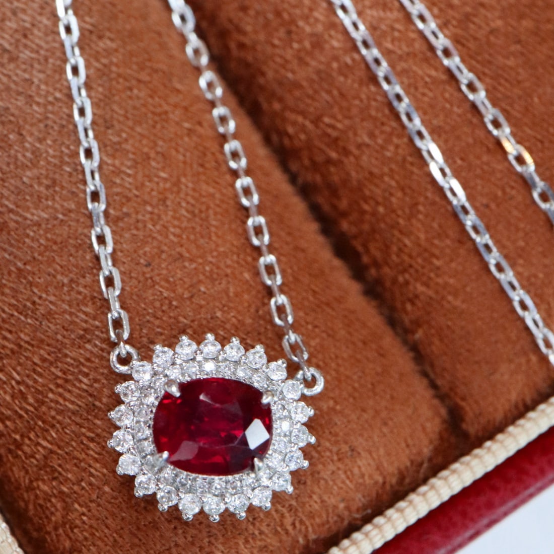 14k Gold 1.47 Ctw Natural Ruby & Diamond Necklace: Ref:231068344 // gold content:14k gold // main gemstone:ruby // shape:oval // carat weight:1. 21ct // color:pigeonblood red // treatment:natural // // adjacent gemstone 2 : diamond // shape:round //