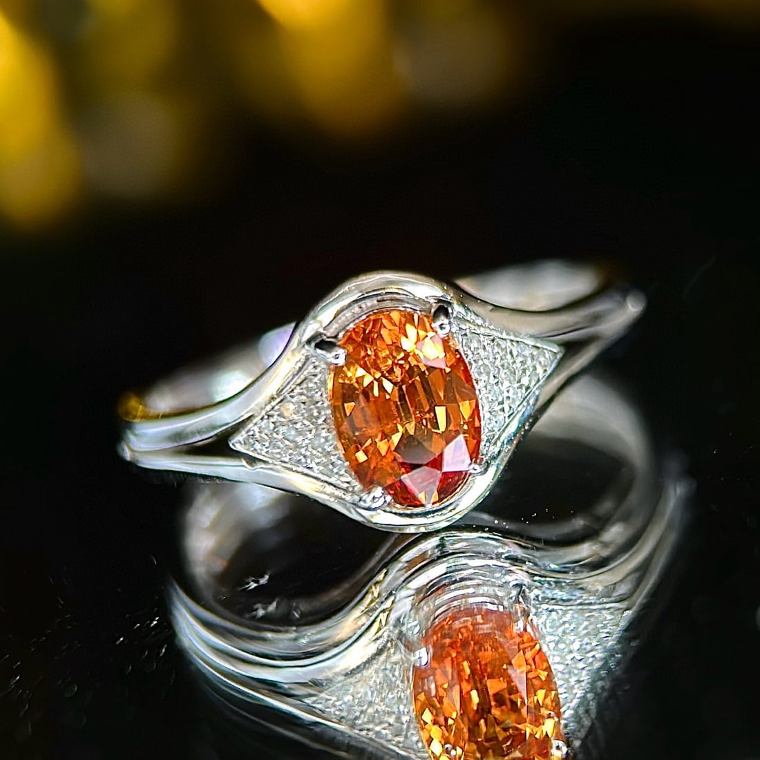 14k Gold 0.96 Ctw Natural Sapphire & Diamond Ring: Ref:231068401 // gold content:14k gold // ring size:7. 25us // // main gemstone:sapphire // shape:oval // carat weight:0. 9ct // color:orange // treatment:natural // // adjacent gemstone 2 : diamond /