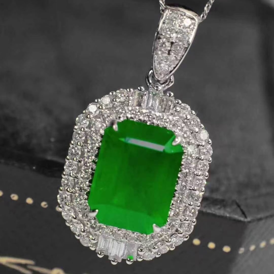 14k Gold 2.75 Ctw Vivid Green Natural Emerald & Diamond Pendant( Without Chain ) - 3