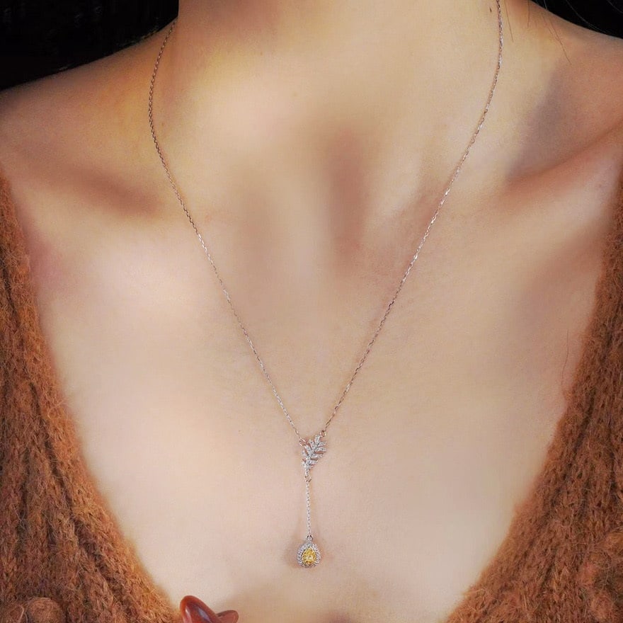 14k Gold 0.40 Ct Natural Color Diamond Necklace - 4
