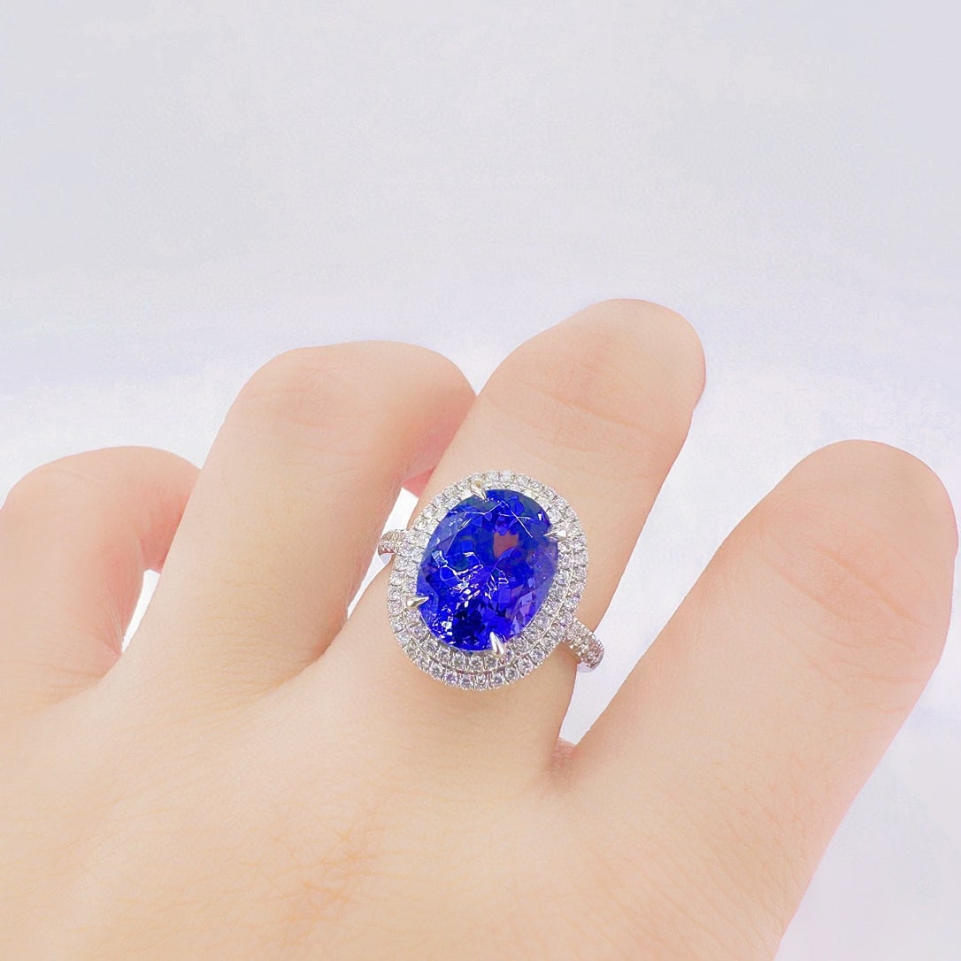 14k Gold 5.65 Ctw Natural Tanzanite & Diamond Ring - 3