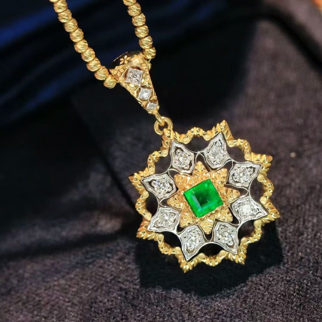 14k Gold 0.33 Ctw Vivid Green Natural Emerald & Diamond Pendant( Without Chain ) - 5