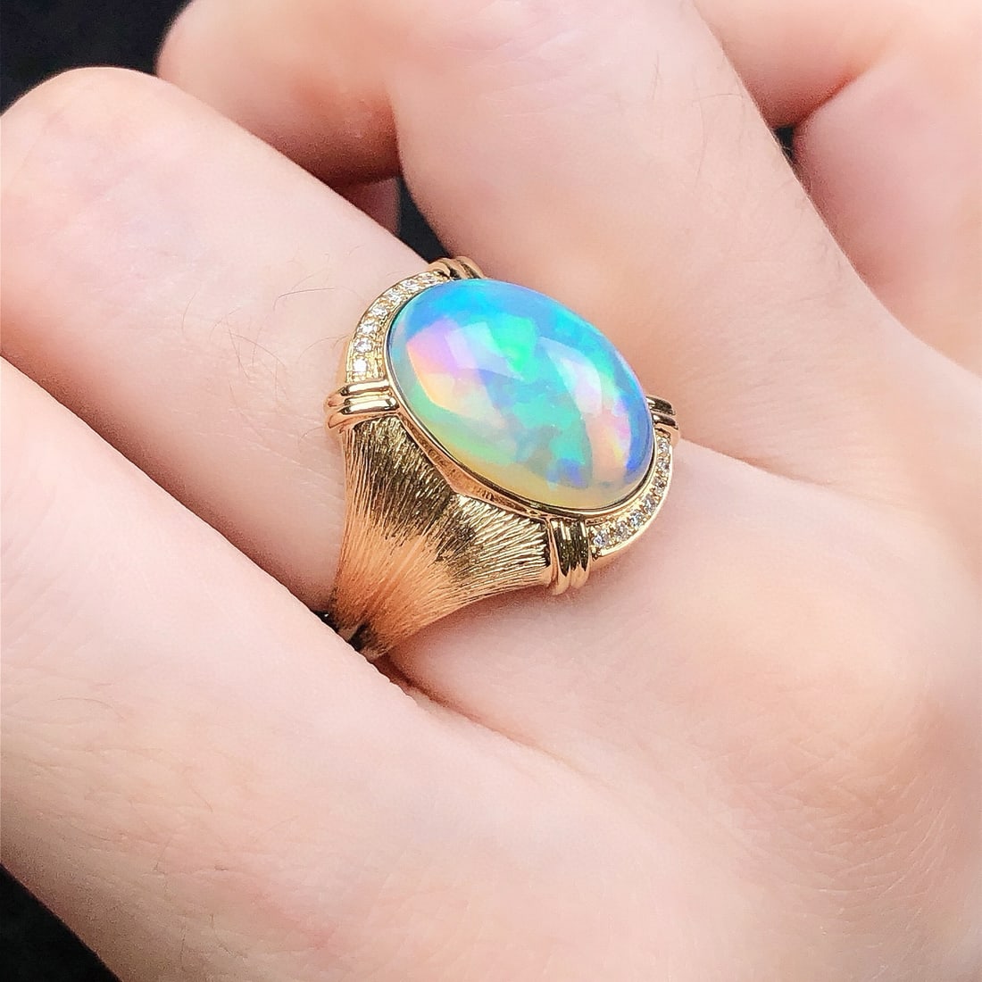 14k Gold 4.73 Ctw Natural Opal & Diamond Ring - 9