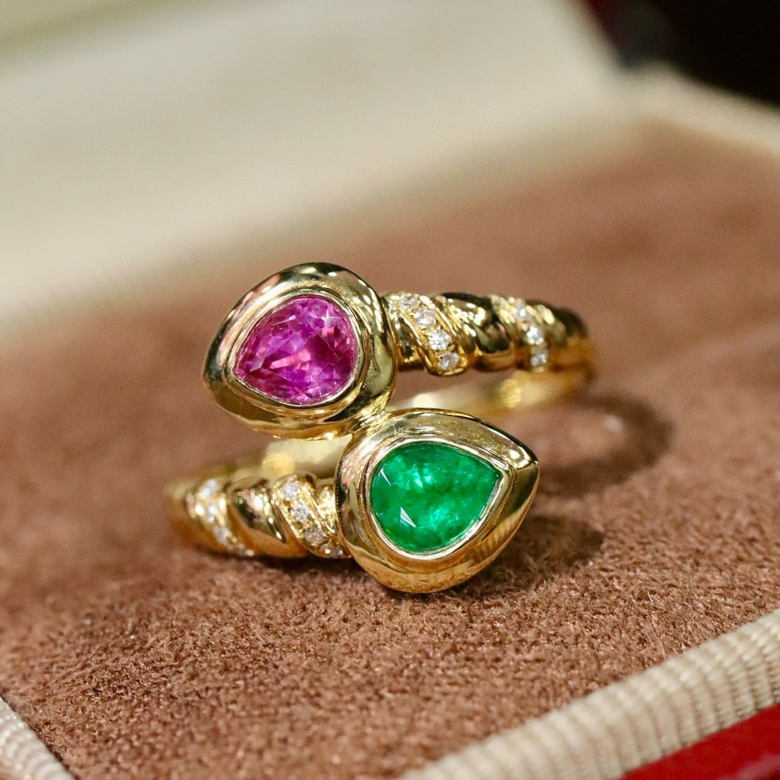 14k Gold 0.70 Ctw Natural Ruby & Emerald & Toi Et Moi Ring (1 of 7)