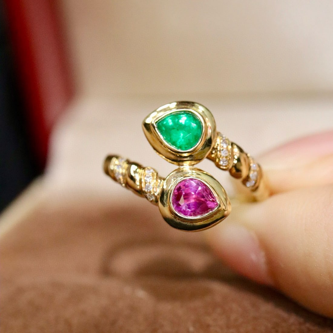 14k Gold 0.70 Ctw Natural Ruby & Emerald & Toi Et Moi Ring - 3