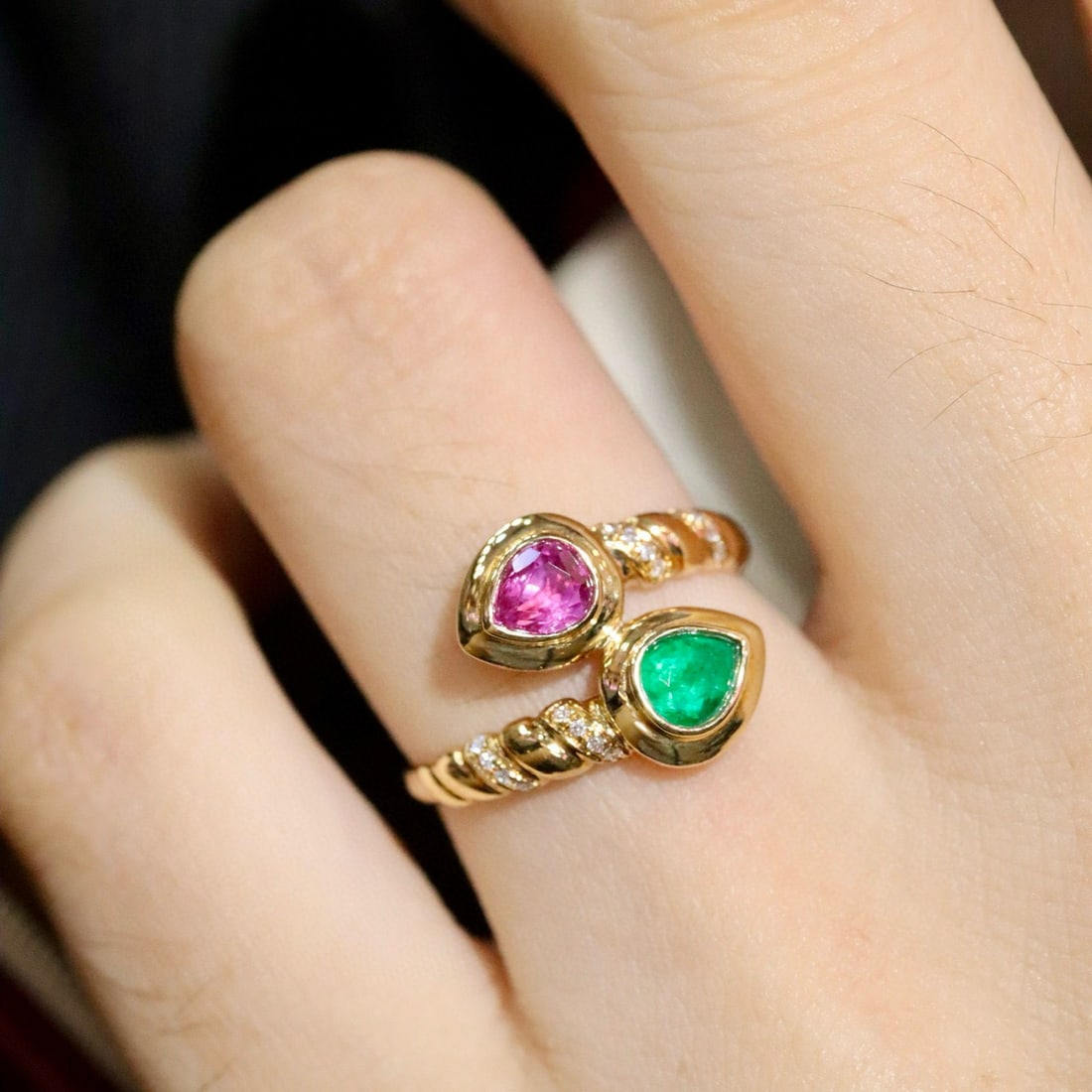 14k Gold 0.70 Ctw Natural Ruby & Emerald & Toi Et Moi Ring - 5