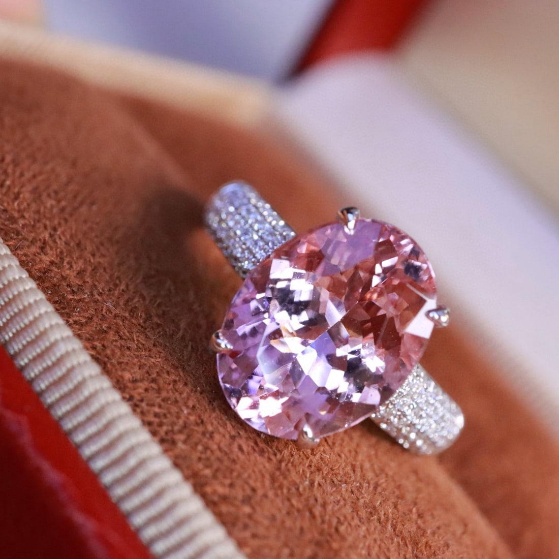 14k Gold 4.14 Ctw Natural Morganite & Diamond Ring - 5