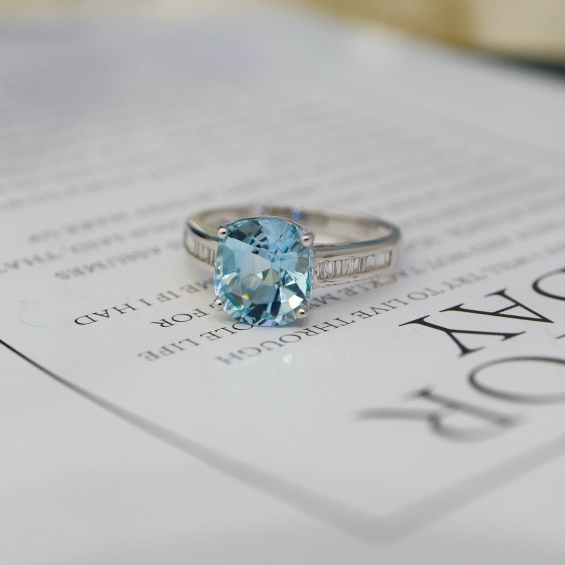 14k Gold 2.76 Ctw Natural Aquamarine & Diamond Ring - 9