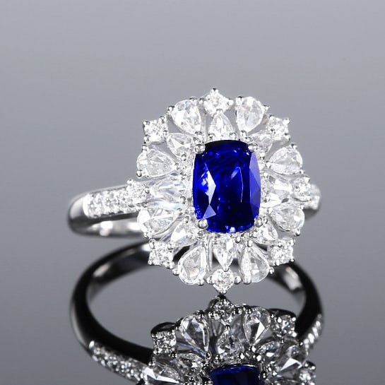 14k Gold 2.73 Ctw Natural Sapphire & Diamond Ring - 3