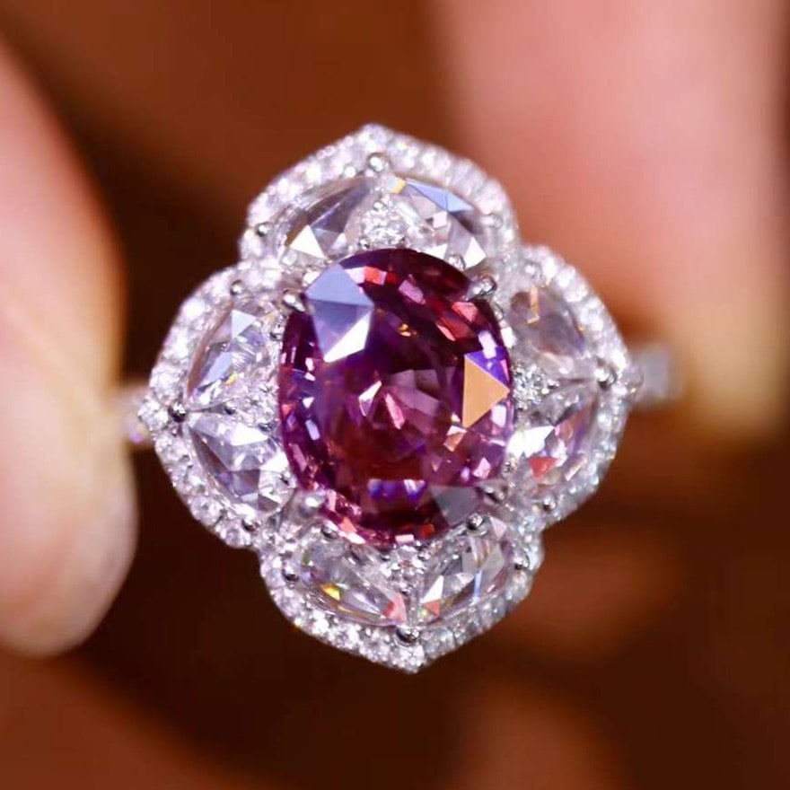 14k Gold 2.82 Ctw Natural Sapphire & Diamond Ring: Ref:231070091 // gold content:14k gold // ring size:7. 25us // // main gemstone:sapphire // shape:oval // carat weight:2. 03ct // color:pink // treatment:natural // // adjacent gemstone 2 : diamond //