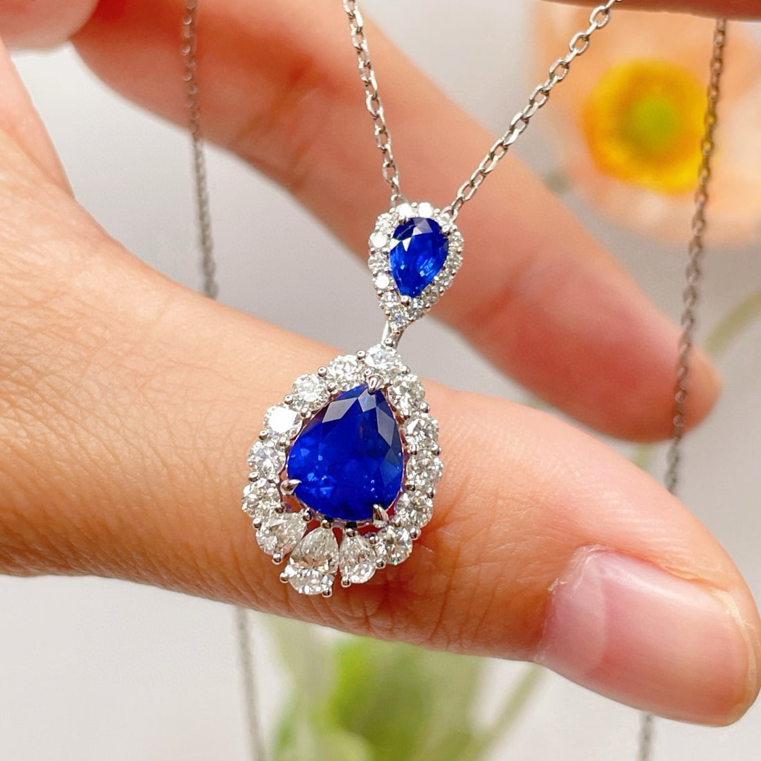 14k Gold 4.00 Ctw Vivid Blue Natural Sapphire & Diamond Pendant( Without Chain ) - 2
